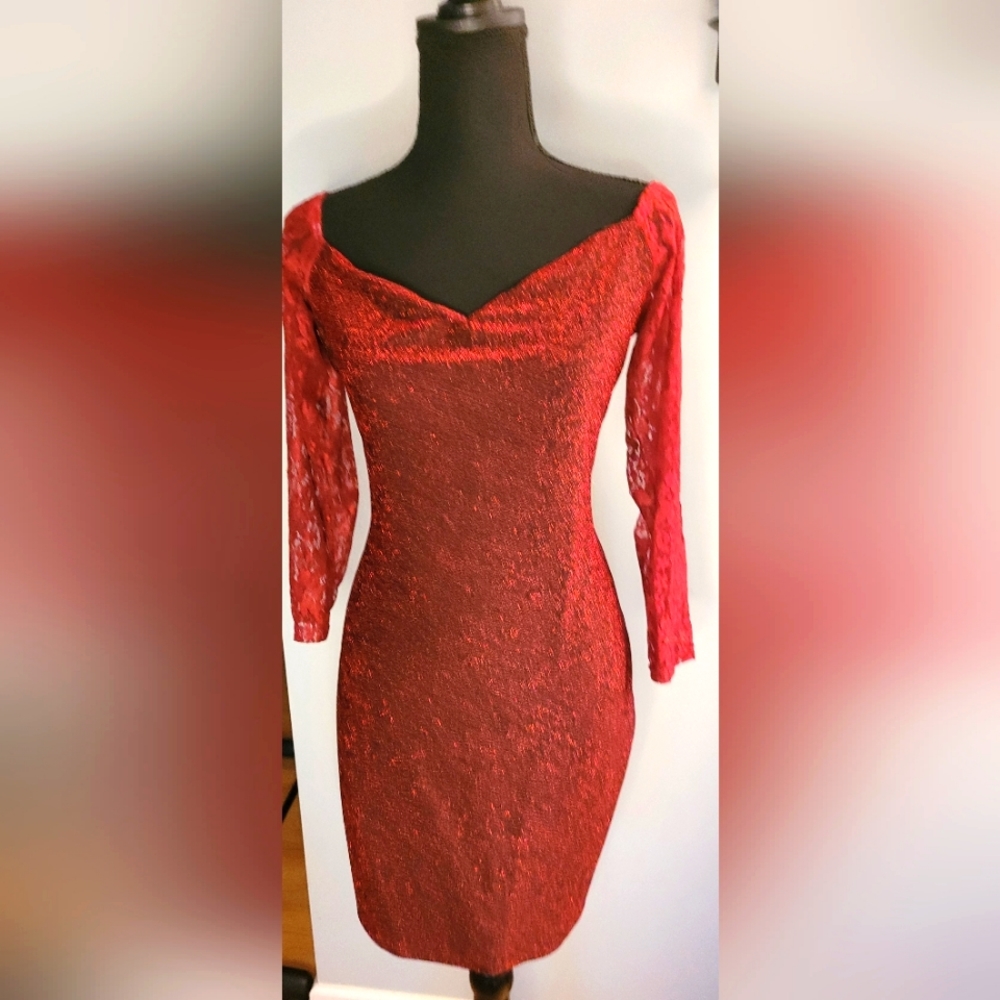 Red shimmer minidress with lace sleeves